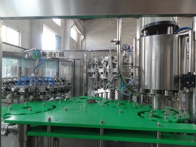 Μηχανή πλήρωσης μπουκαλιών μπύρας κορωνών ΚΑΠ 3500 εμφιαλώνοντας μηχανή γυαλιού BPH 5
