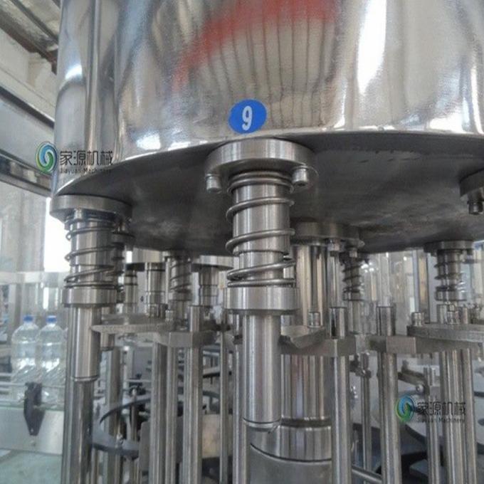 Αποστηρωμένη τροφίμων μηχανή πλήρωσης νερού επιπέδων SUS304 υλική με τη δύναμη 9.5kw 1