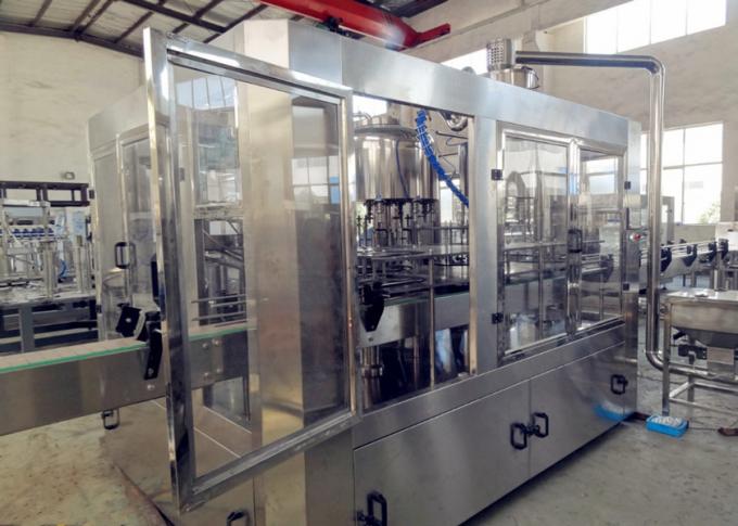 Μηχανή πλήρωσης χυμού φρούτων ελέγχου PLC για το αργυροειδές λευκό εργοστασίων SUS304 ποτών 2