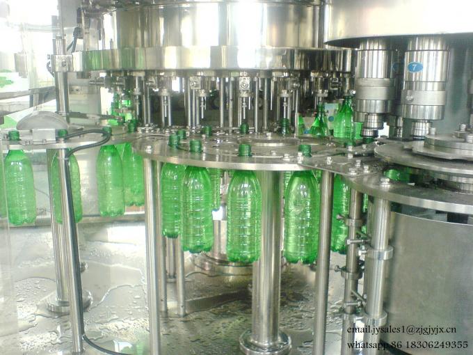 330-2000ML ενωμένη με διοξείδιο του άνθρακα μηχανή πλήρωσης ποτών, εγκαταστάσεις κάλυψης πλήρωσης πλύσης μπουκαλιών 5