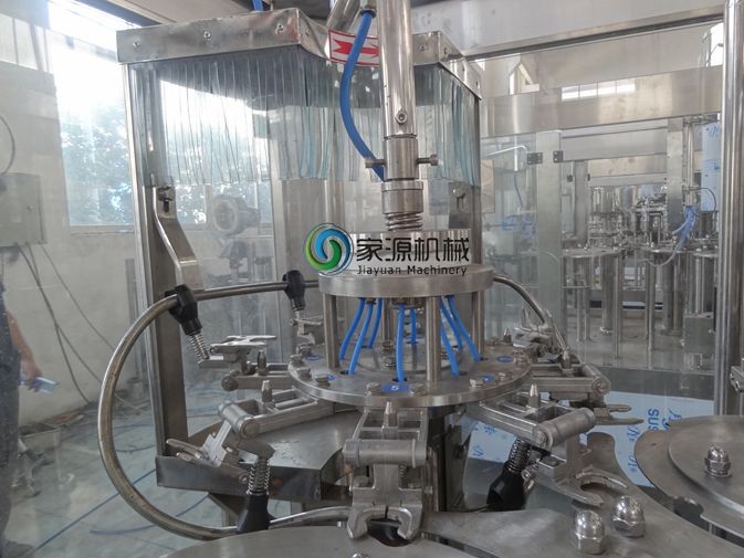 3000bph Automatic Bottle Filling Machine 500ml Beverage Auto Gravity Filling Machine