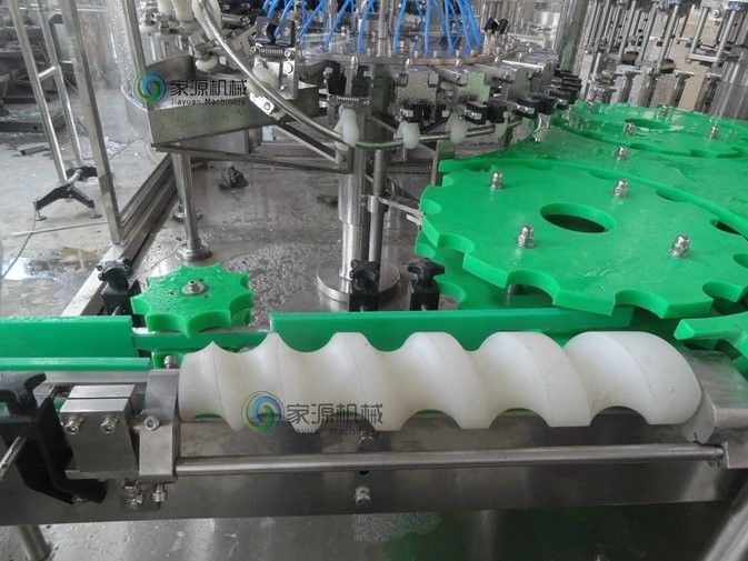 Μηχανή πλήρωσης μπουκαλιών μπύρας κορωνών ΚΑΠ 3500 εμφιαλώνοντας μηχανή γυαλιού BPH 0